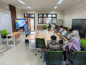 Mahasiswa Prodi Perbankan Syariah UINSSC mengikuti pelatihan dan sertifikasi BNSP Digital marketing