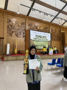 Tiga Mahasiswi Perbankan Syariah UIN Siber Syekh Nurjati Cirebon Raih Prestasi di TEMILREG FoSSEI JABAR 2025