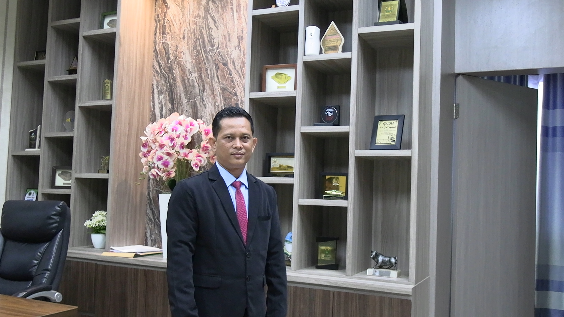 Prof. Dr. Wartoyo, MSI