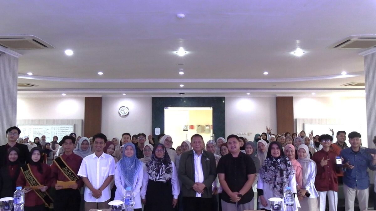 Workshop Bimbingan Karier Persiapkan Calon Wisudawan Perbankan Syariah Memasuki Dunia Kerja
