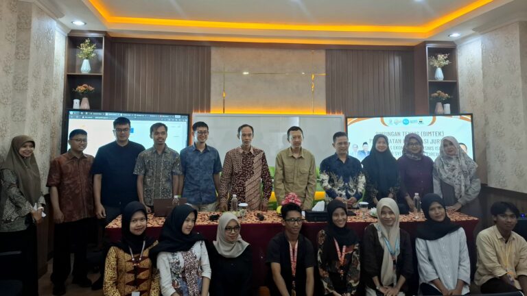 Bimbingan Teknis Peningkatan Indeksasi Jurnal FEBI UIN SSC Hadirkan Narasumber DOAJ